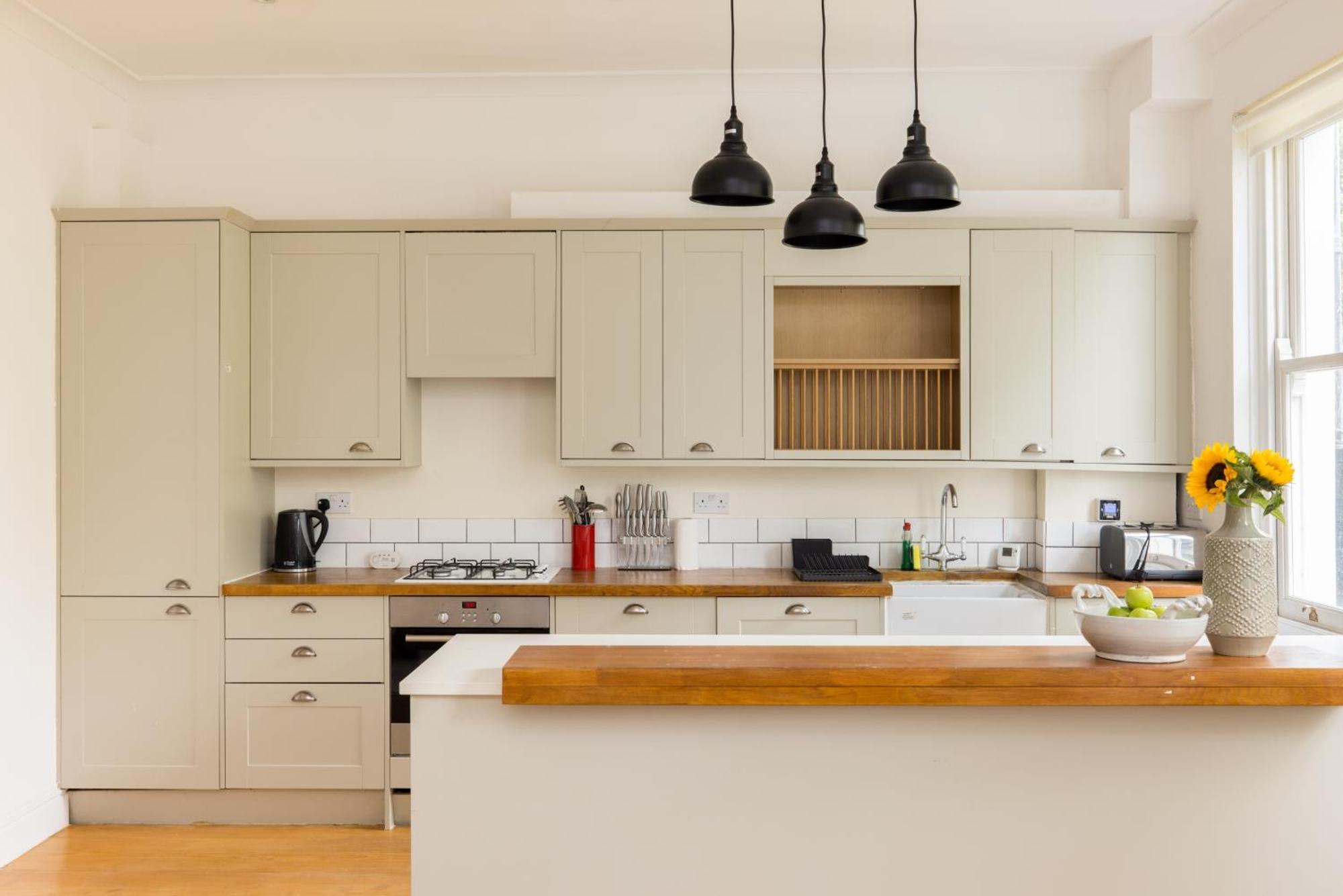 לונדון The Philbeach Gardens Place - Lovely 5Bdr Flat With Terrace מראה חיצוני תמונה